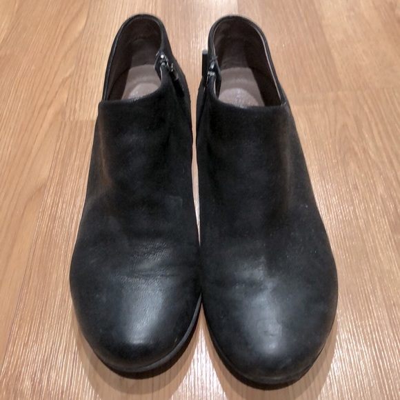 Dansko Raina Burnished Nubuck Bootie, 40 - Picture 2 of 10